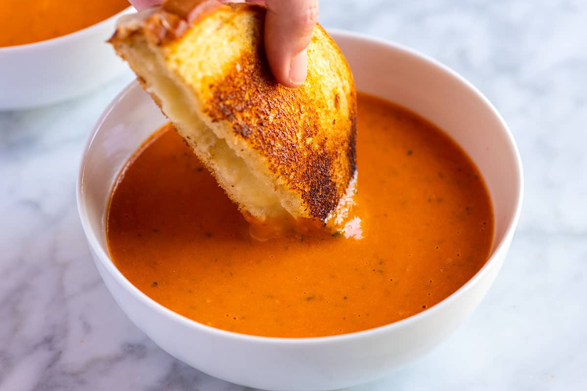 Easy Roasted Tomato Soup: Gourmet Taste Beats Canned Every Time